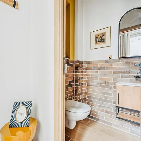 2bdr - 6p Le Marais Paris