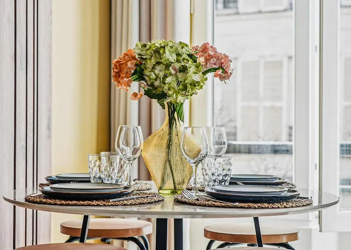 Appartement 2bdr - 6p Le Marais *